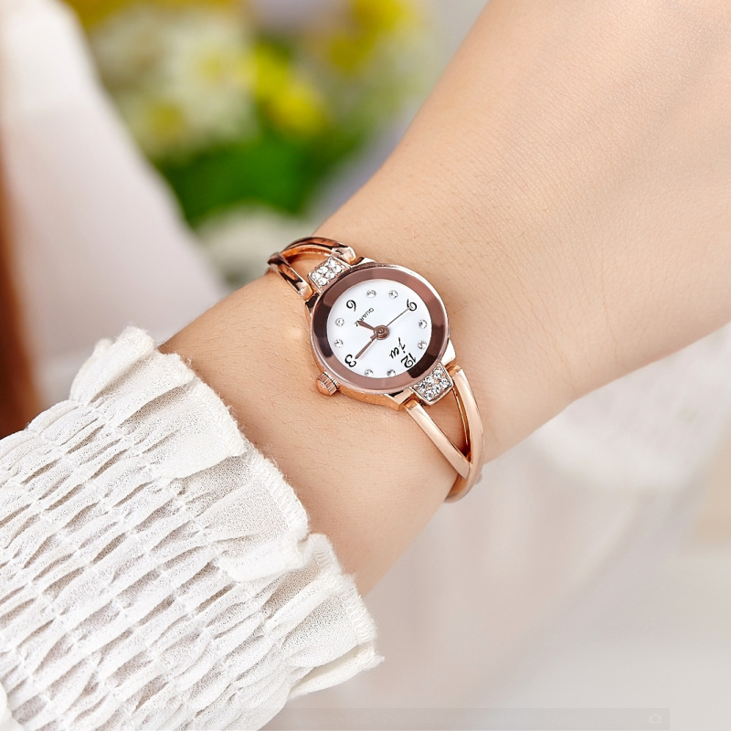 새로운 트렌디 여성 팔찌 시계 Mujer Relojes - Minimalist Thin Watch 리뷰 및 가격