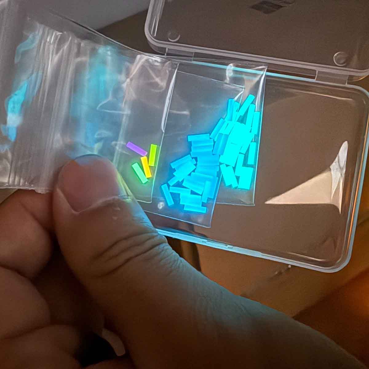 고휘도 수지 발광 막대 1.5*7mm 손가락 자이로 스 - Tritium Gas Tube 리뷰 및 가격